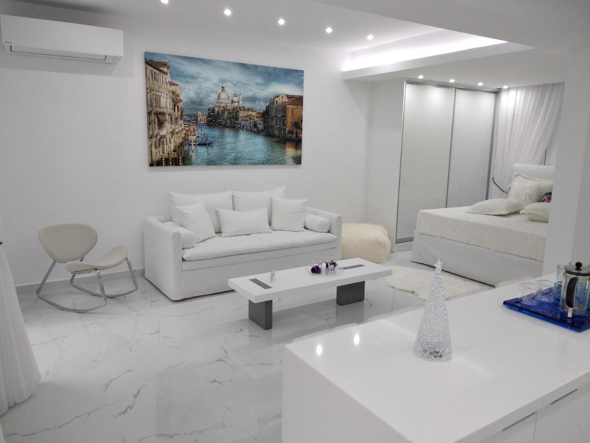 Despina'S Lux Apt Downtown Ираклион Экстерьер фото